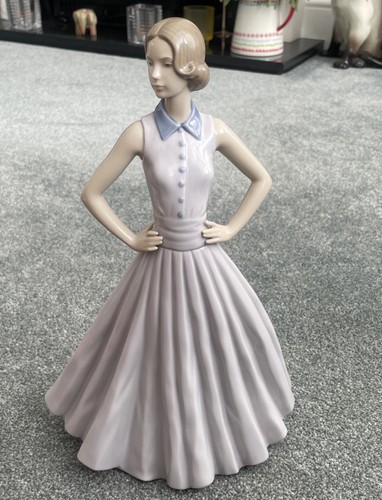 1996 nao lladro figurine - 1996,