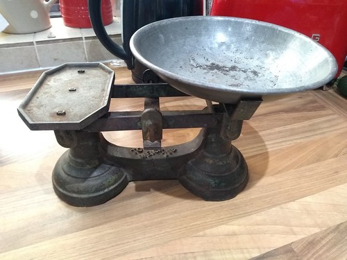 Vintage weighing scales - vintage,