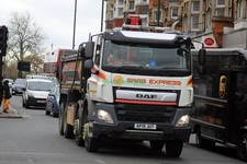 6x4 Truck Photo KF19 JUT Daf Grab Express (Golders Green 06.05.22)CS