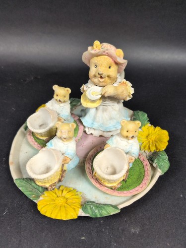 Vintage resin academy - resin,