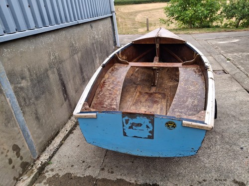Plywood dinghy 1957 - dinghy,