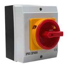 3 PHASE ISOLATOR SWITCH