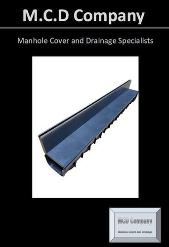Slot drainage channel with - drainage,