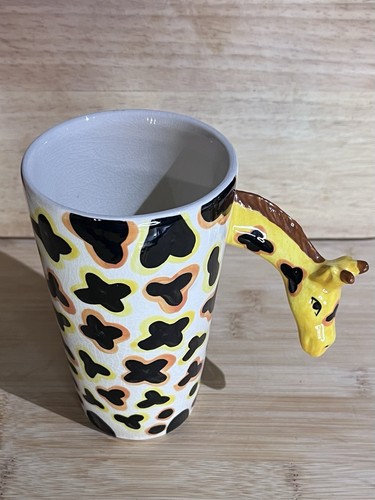 Large giraffe mug zebra - 3d,