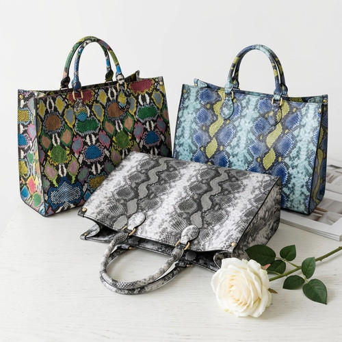Women snakeskin print - snakeskin,