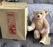 Steiff Classic 1907 replica Teddy Bear 35 cm.  Pale pink 