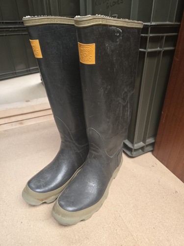 New unworn old stock - unworn,