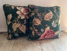 Vintage Dark Green Floral Rose