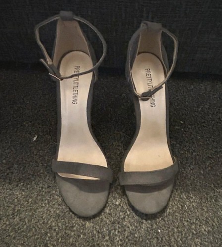 Pretty little things grey - pretty,