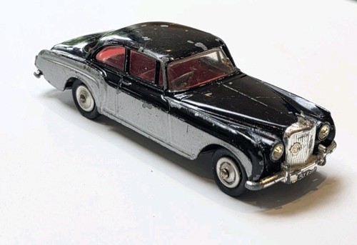 Corgi toys 224 bentley - no,