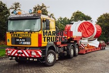 Truck photo MAN F2000