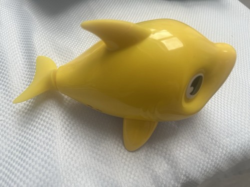 Baby shark sing and swim - and, bath