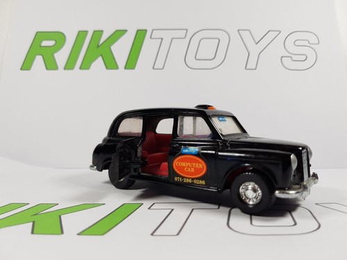 Austin london taxi - london, corgi