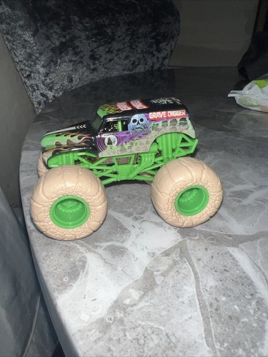 Grave digger monster - grave,