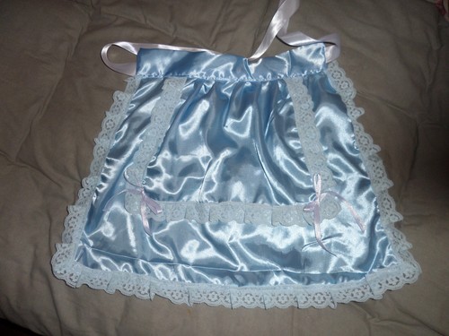 Pretty blue white satin - white, maid