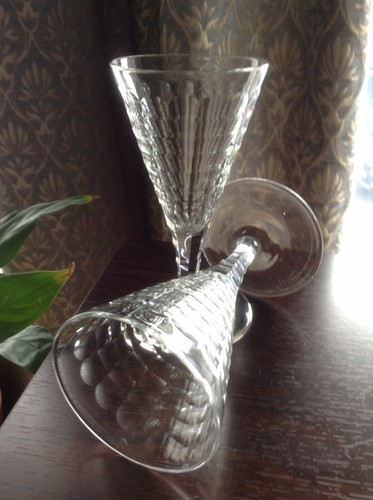 Antique powell whitefriars - antique, 2