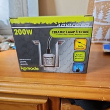 Komodo Ceramic Lamp & Bracket