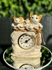 Juliana Quartz Resin Kitten Mantel Clock Table Clock