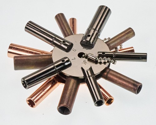 Set clock winding keys - clock,