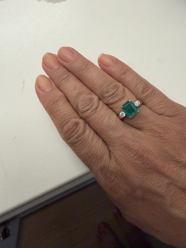 Emerald and diamond ring size - diamond,