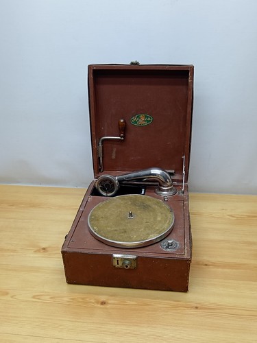 Vintage 1920s itonia bijou - vintage,