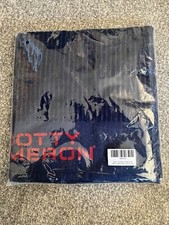 SCOTTY CAMERON  New Towel