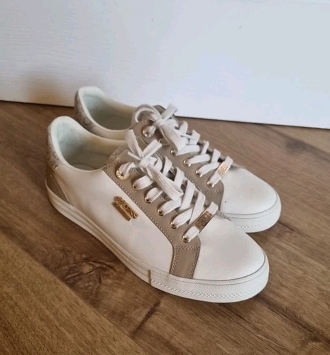 Guess women trainers - size, 8