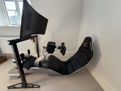 Playseat chair and samsung - f1,