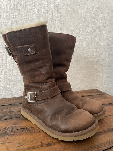 Genuine ugg size - ,