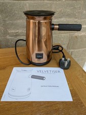 Hotel Chocolat Velvetiser Machine with 2 ceramic cups