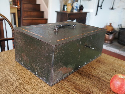 Large heavy antique cash - large, box