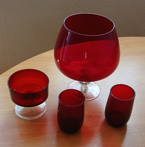 Piece solid red clear - 4-piece,