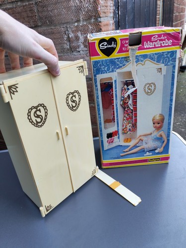 Vintage pedigree sindy doll - pedigree,