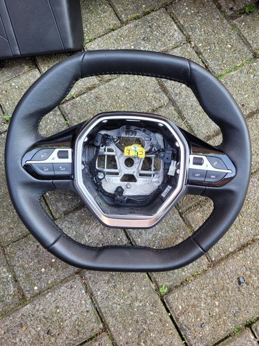 Peugeot 208 allure steering - peugeot,