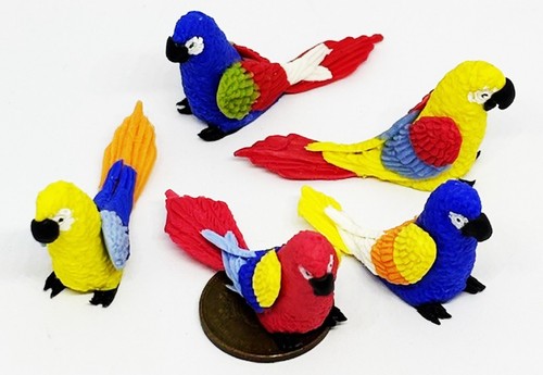 Dolls house mixed parrots - dolls,