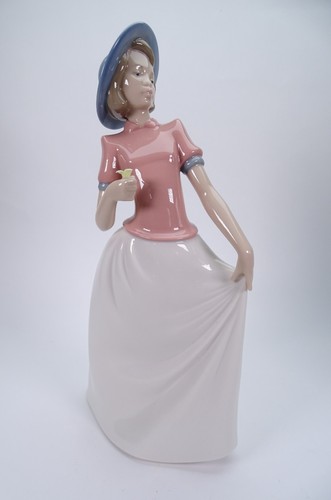 Nao lladro porcelain - nao,