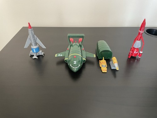 Thunderbirds 3 carlton - &,