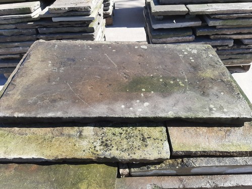 Flagstone paving slabs