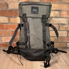 Oakley Guntower 25L Fold-Top