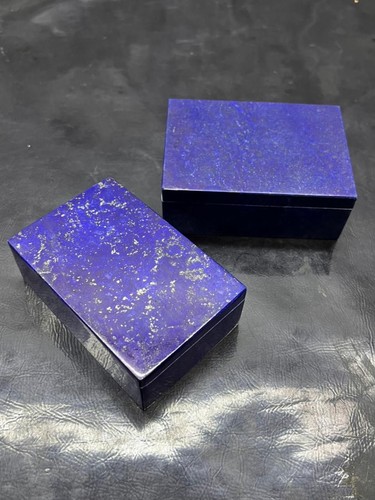 High grade lapis lazuli - high,