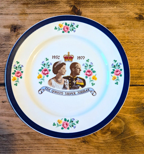 Queen elizabeth silver - queen, ii