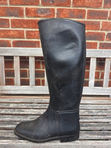 Rubber knee high riding - knee,