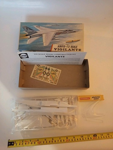 Vintage airfix red stripe - airfix,