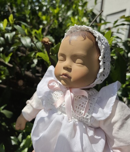 Artist doll heidi - ott, sleeping