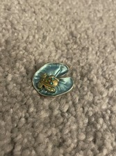 Vintage Enamel Frog On Lily Pad With Green Crystal  Eyes Brooch Pin