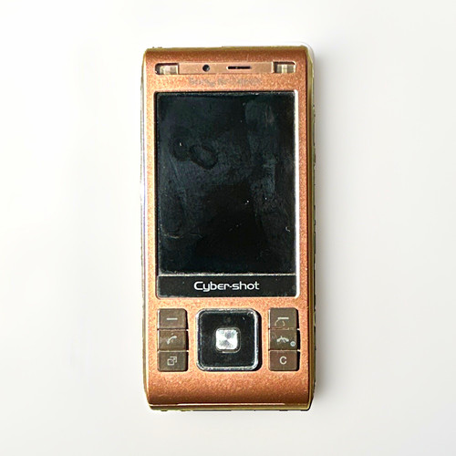 Sony ericsson c902 cyber - sony,