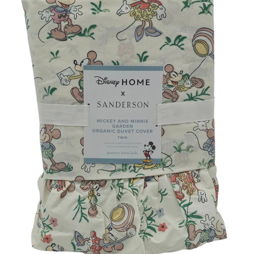 Pottery barn kids - barn, disney