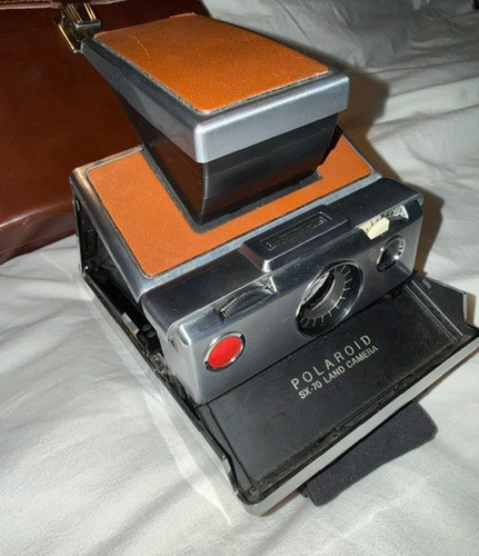 Polaroid land camera - sx-70,