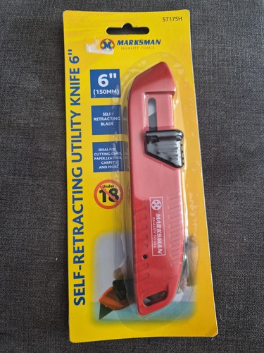 Non lockking retractable - non, lockking/retractable
