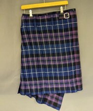 Mens Acrylic Yard Kilt Size 34 Waist